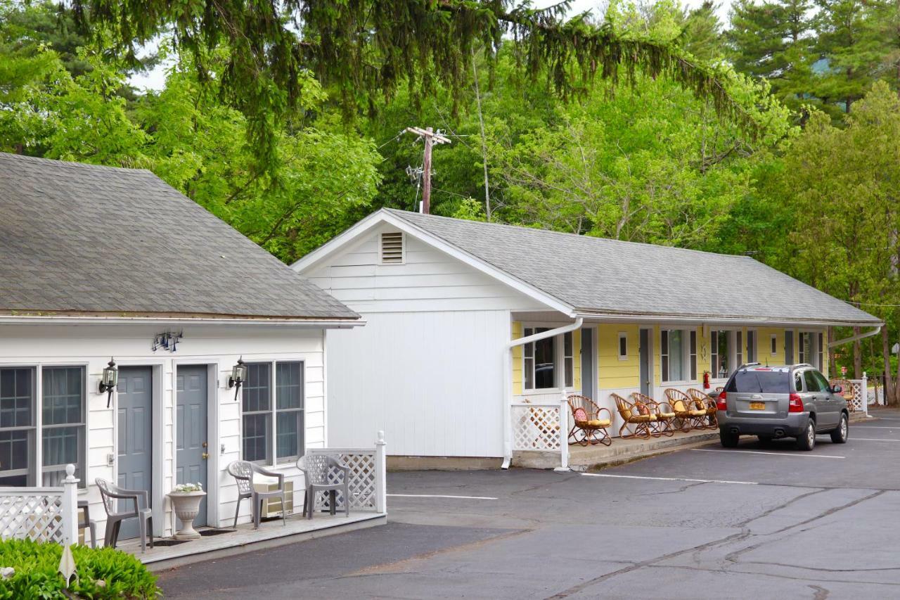 Admiral Motel 2*